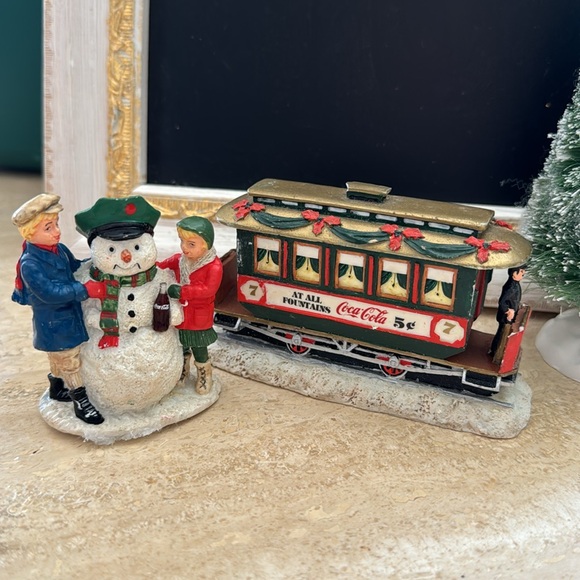 Coca Cola Trolly and Snowman Woman and Man Christmas Village Pieces Vintage - Picture 6 of 8